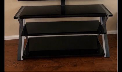 Whalen Xavier 3-in-1 TV Stand – Black – Excellent Condition