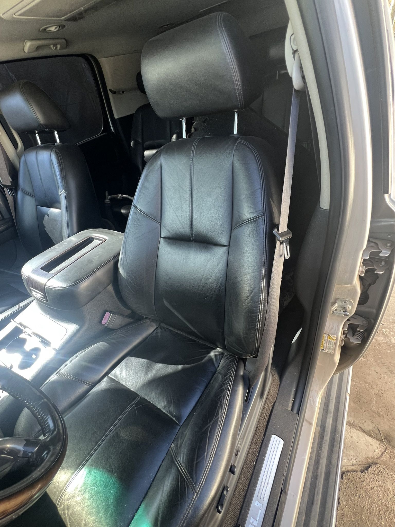 GMC Denali Yukon Seats