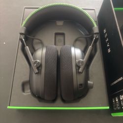 Razer BlackShark V3 Pro Wireless ANC Gaming Headset for Xbox Black