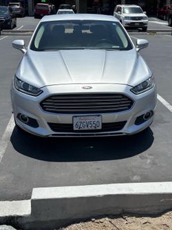 Ford Fusion SE 2013
