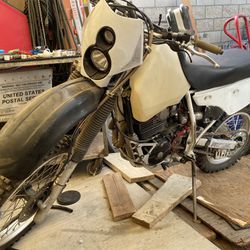 1987 Honda Xr 600 Are Plated On Non-Op