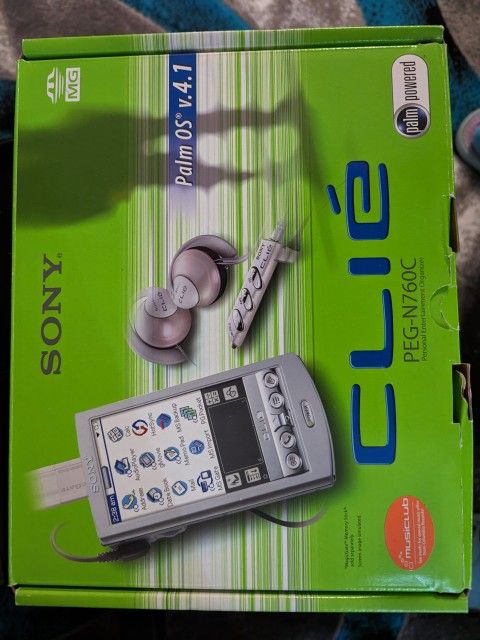 Vintage Sony Clié Handheld PEG-N760C.