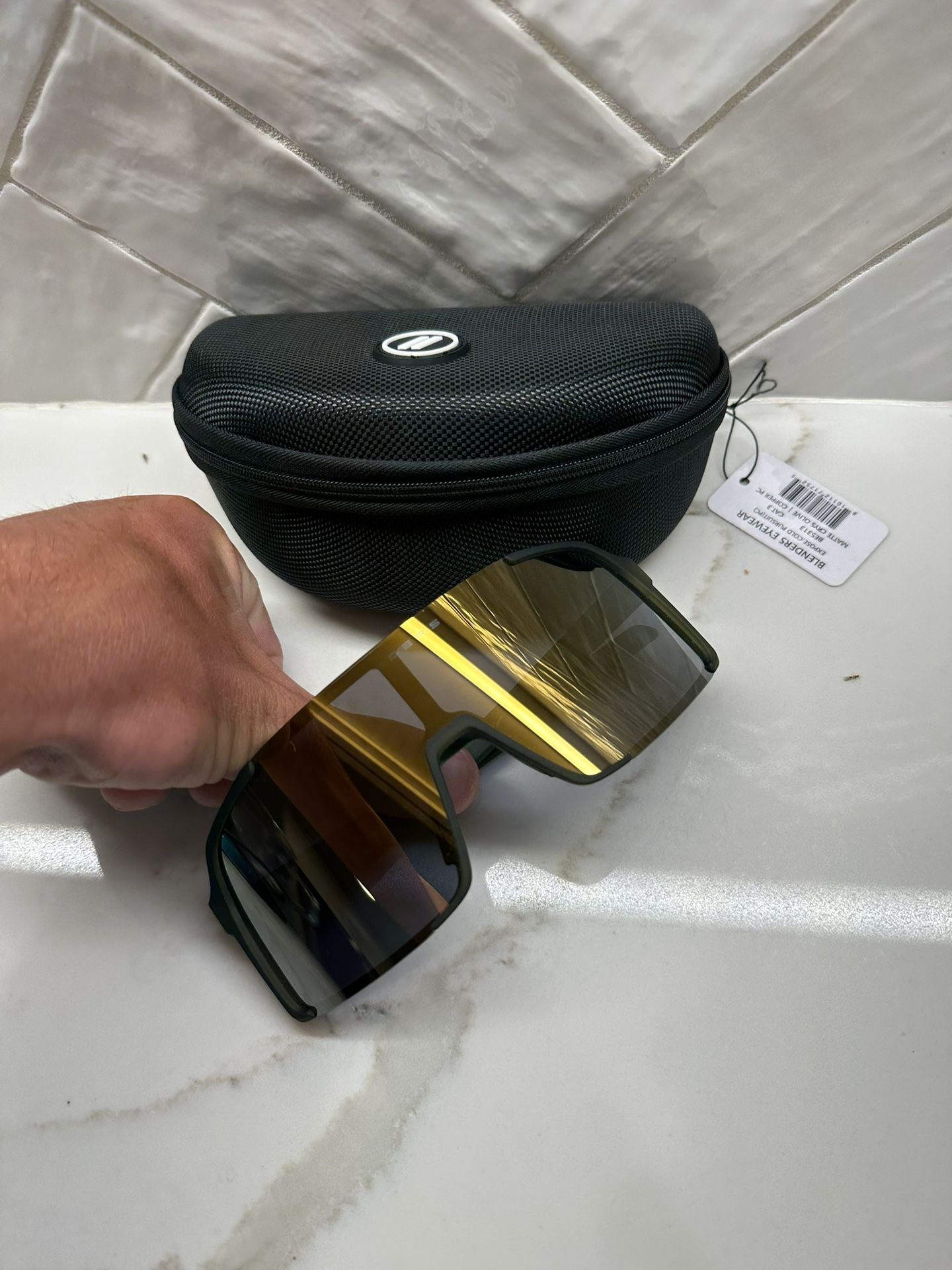 Blenders Eyewear Sunglasses for Sale in San Diego, CA OfferUp