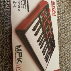 Akai Professional MPK Mini MKII – 25-Key USB MIDI Keyboard (Brand New, Never Used) 