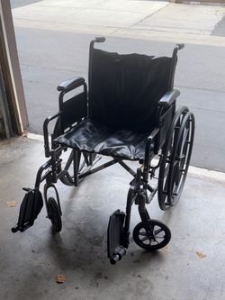 Rhythm Healthcare Array 20" wheelchair