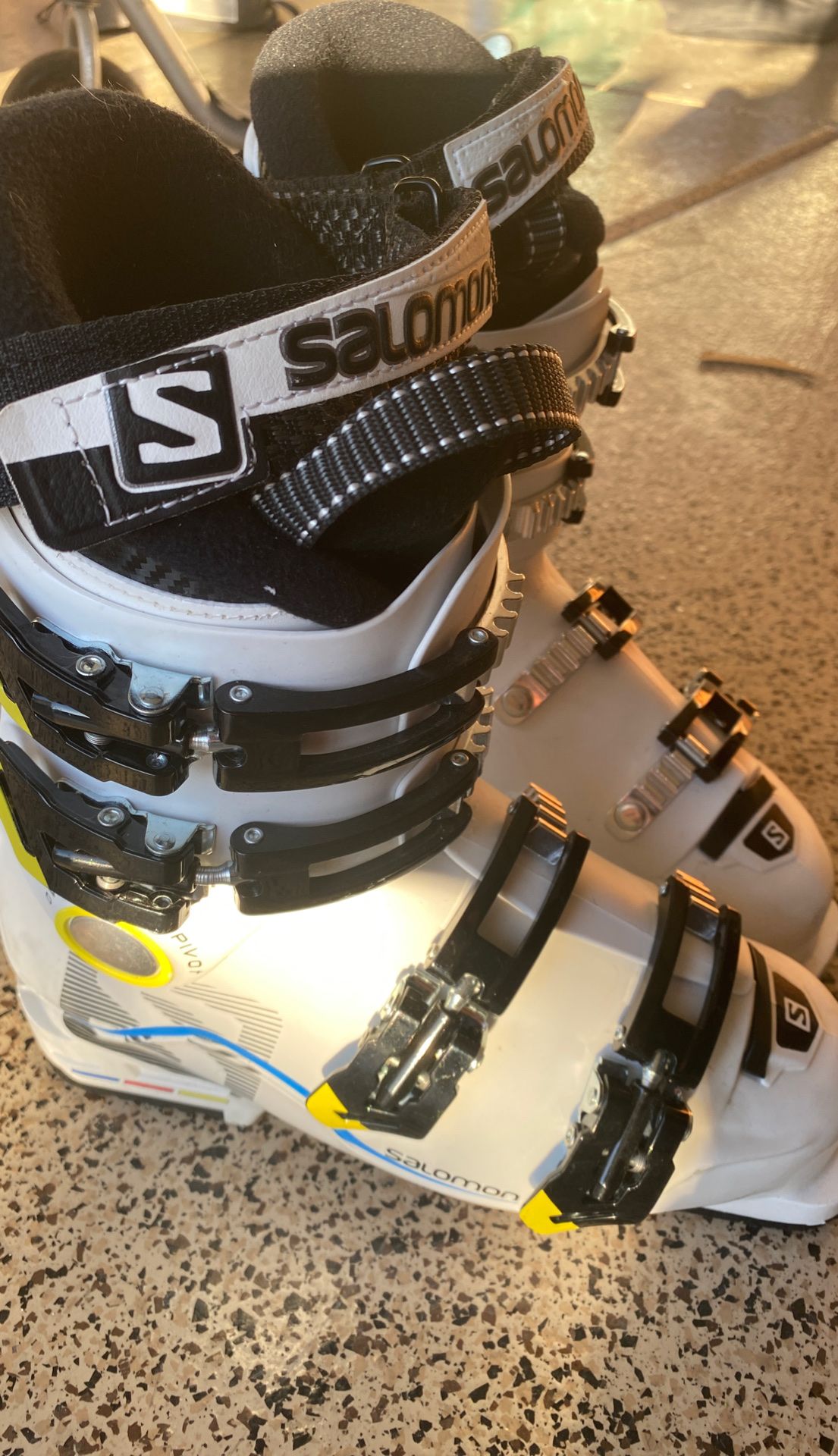 Salomon ski boots