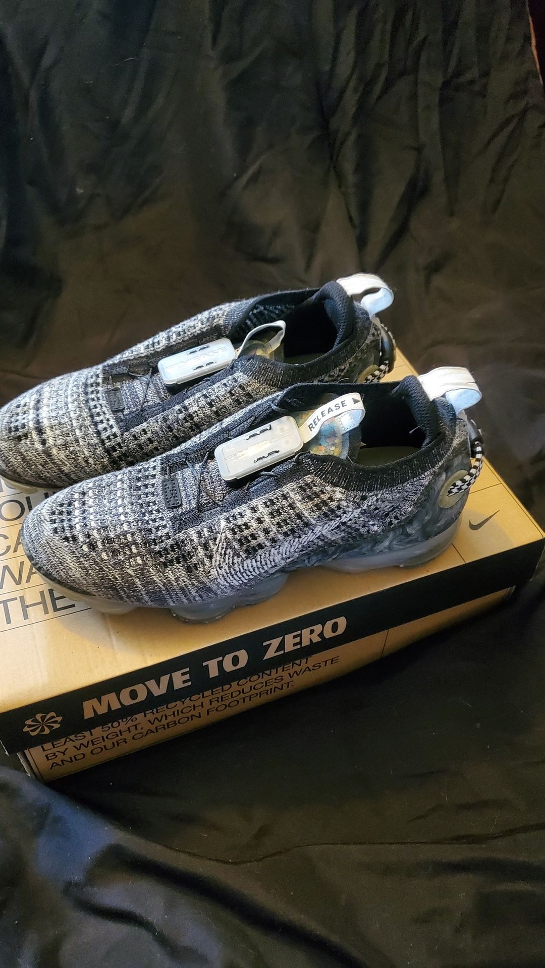 Nike’s Vapor Max Grey And White