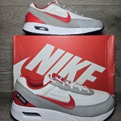 Nike Air Max Verse Georgia Bulldogs Shoes UGA Mens Size 9.5 New In Box Go Dawgs
