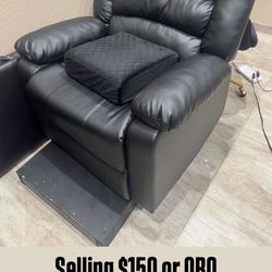 Lash Recliner 