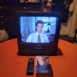 JVC 13" CRT TV/VCR VHS Combo With Remote