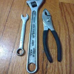 Tools In Pic  Cash Only 