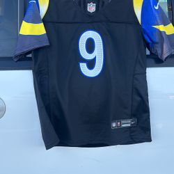Rams  Jersey  Kids Size M