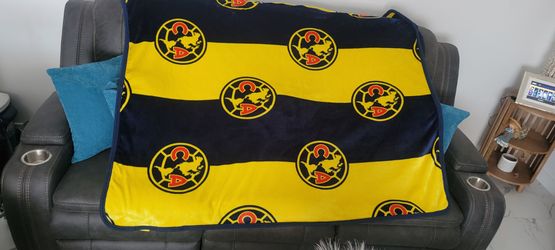Used like new America team throw blanket