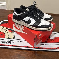 Nike Panda Size 10 Beaters