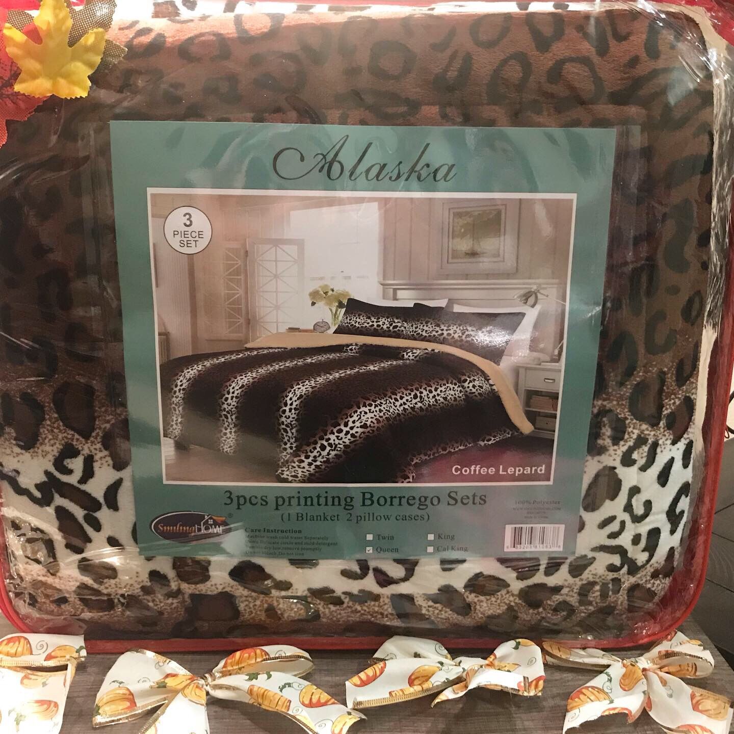 Animal print Queen 3 pc set warm blanket and 2 pillow cases