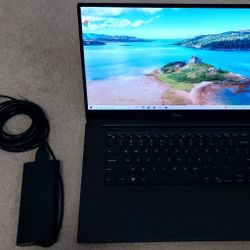 Dell XPS 15 9560 Laptop 