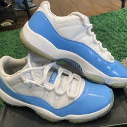 Jordan 11 Low University Blue ‘UNC’ 2017 Size 11.5 Pre-Owned/Used OG ALL! Great Condition! 100% AUTHENTIC!