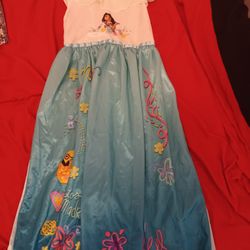 Nightgown