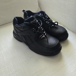 Reebok Size 9.5 Men 