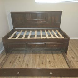 Trundle Twin Bed 