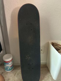 Skateboard thunder trucks & spitfire wheels