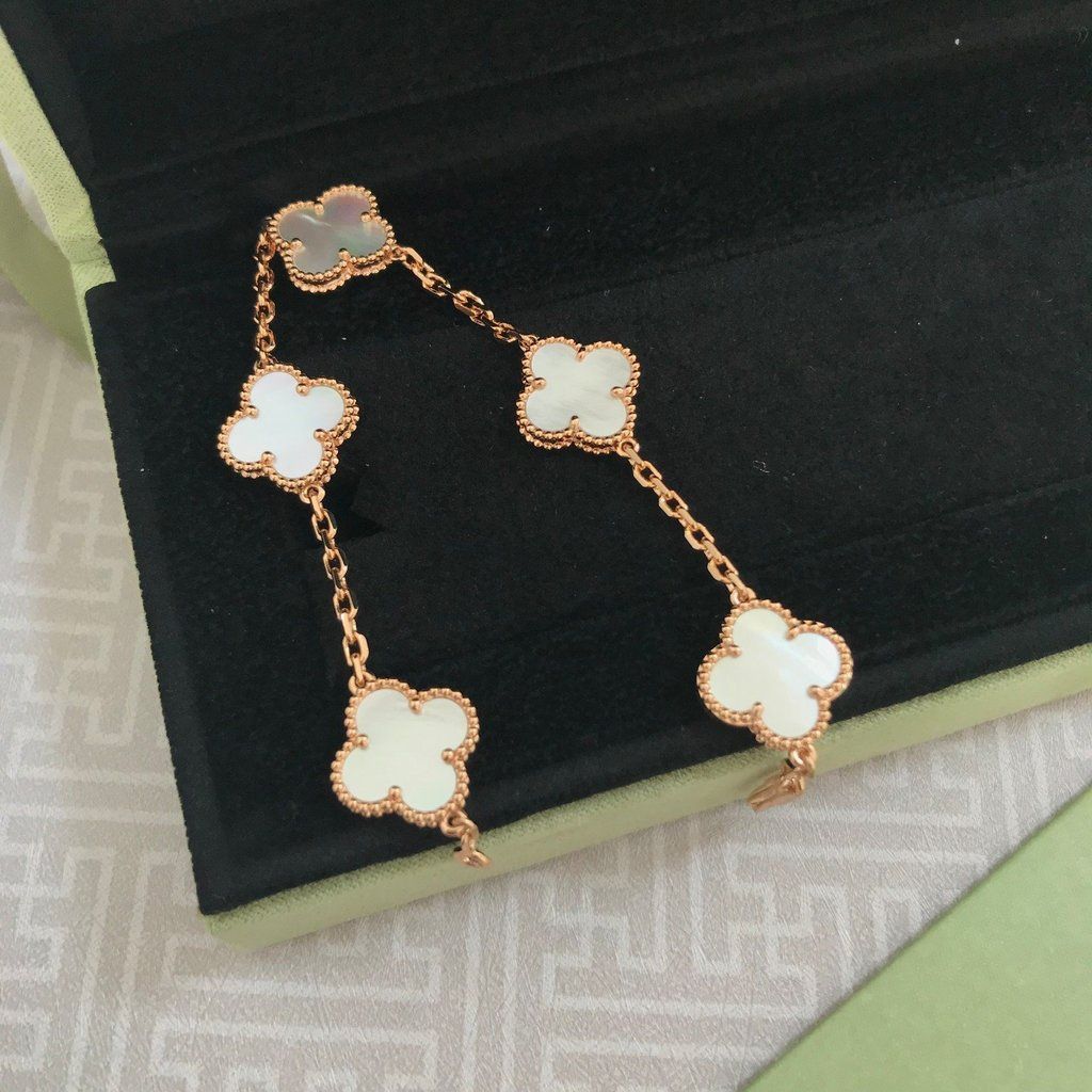 Van cleef & arpels18K Gold Mother of Pearl Bracelet