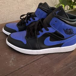 Jordan air Mids Hyper Royal