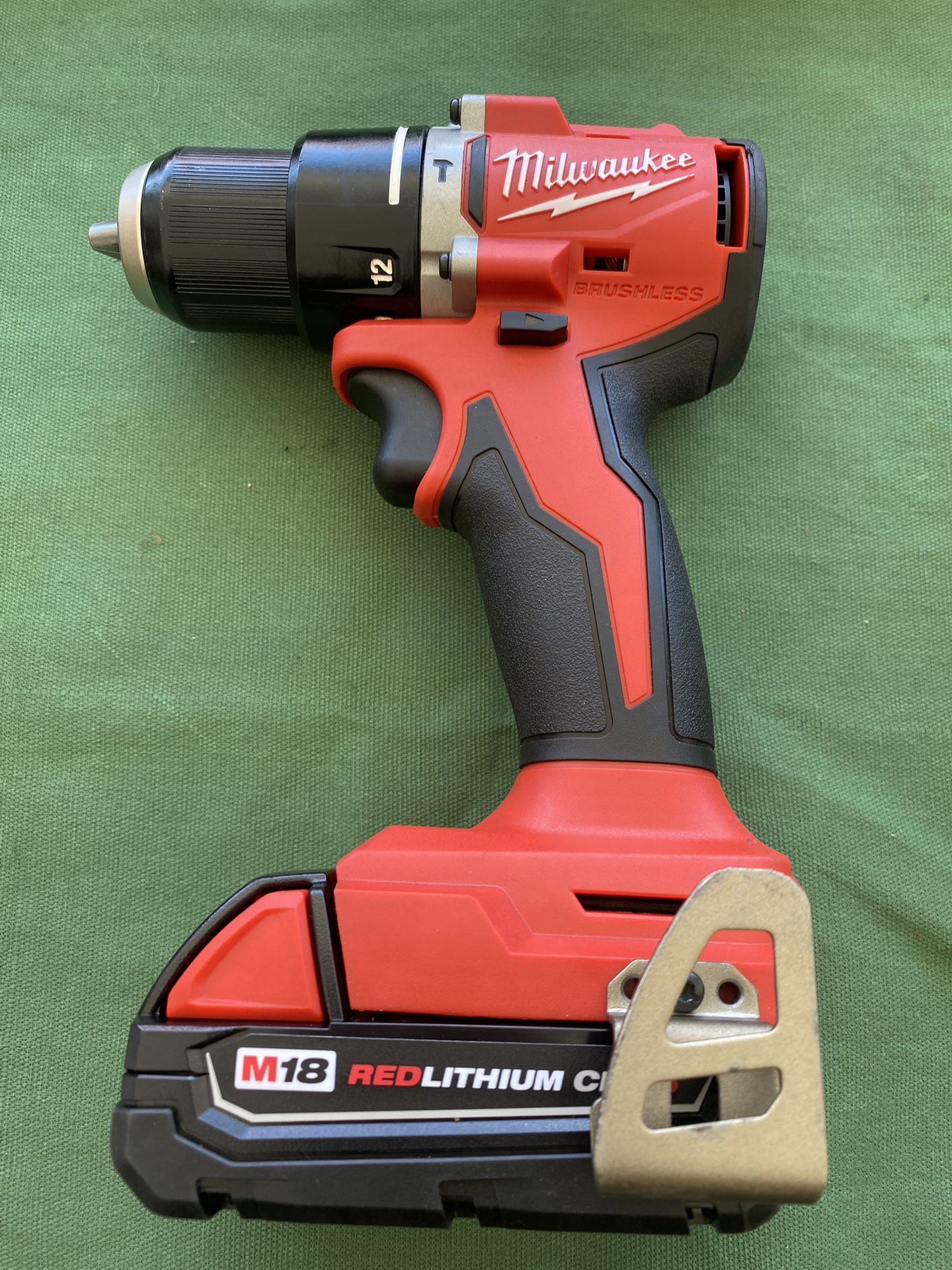 Milwaukee 3602-20 M18 18V Lithium-Ion Brushless Cordless 1/2 in. Compact Hammer
