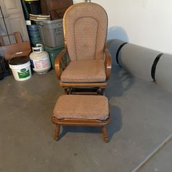 Platform Rocking Chair With Ottoman 