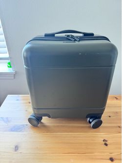 Calpack Mini Carry-on Luggage in Emerald