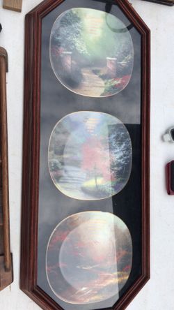 Thomas Kincade Collector Plates In Frame