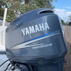 Yamaha F225
