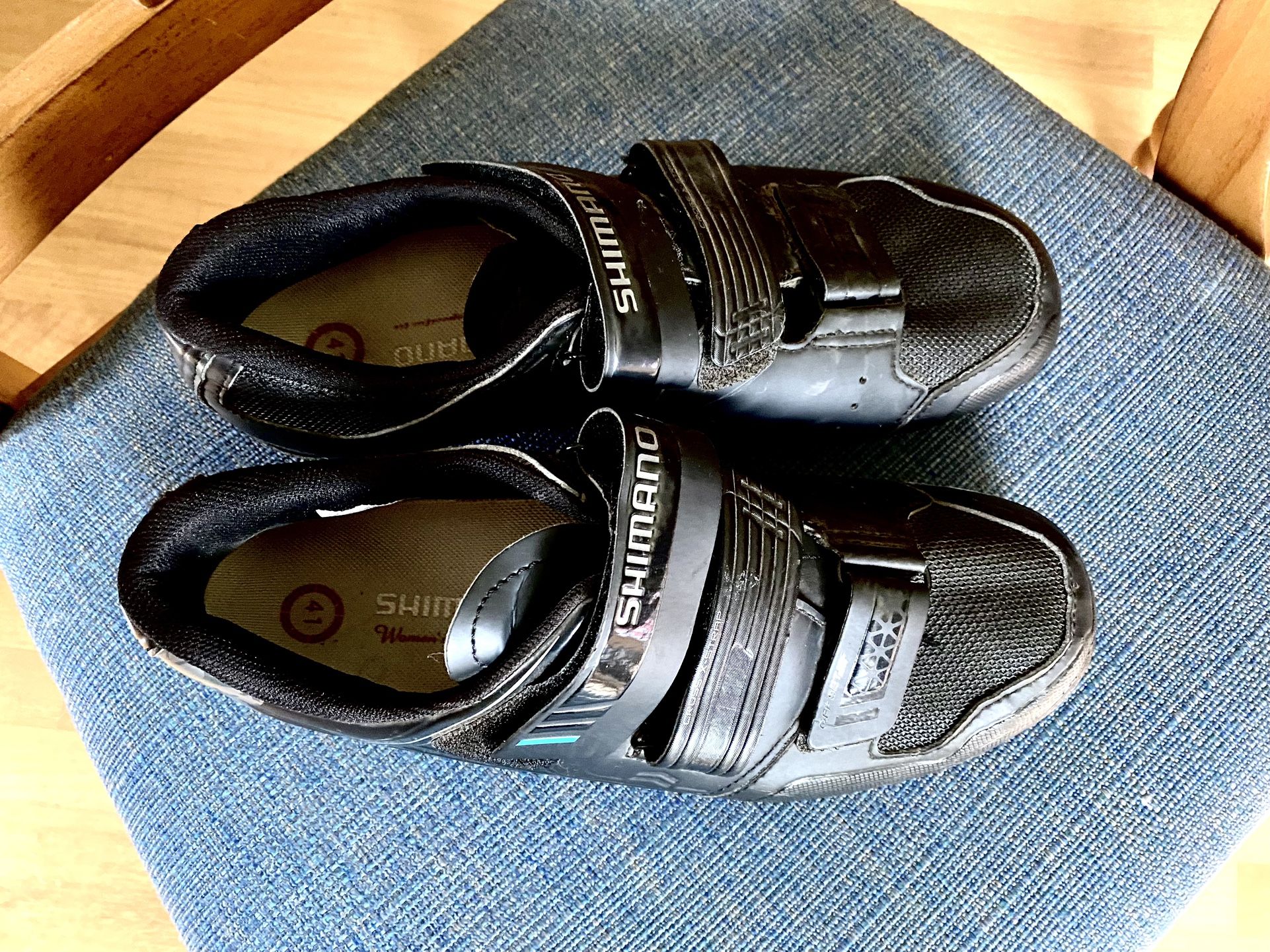 Women’s Shimano Size 41 (7.5) Cycling Shoes