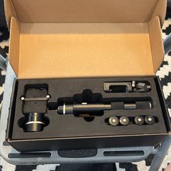 Feiyu Tech G4 3-Axis Handheld Gimbal for GoPro Hero4/3+/3 and Other Sports Cameras of Similar Size