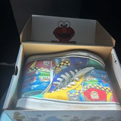 Sesame Street SK8-Hi Vans Men’s Size 9 Women’s Size 10.5