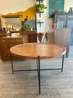 Coffee Table / Ottoman / Variety of Styles & Sizes / NEW!