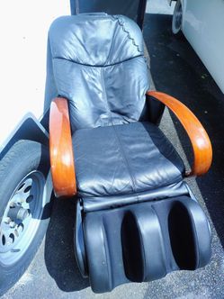 HT-140 Interactive Health Human Touch Power Massage Chair Recliner - Black