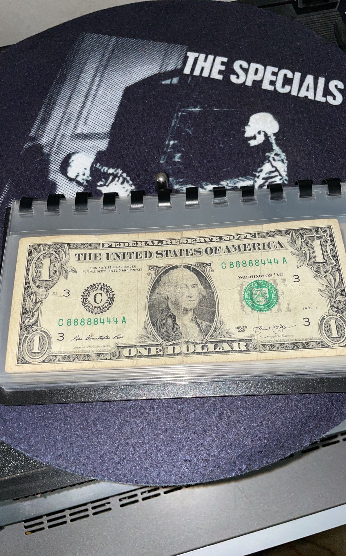 2013 $1 Fancy Serial # 88888444 Collectibles & Art