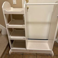 Montessori Toddler Wardrobe w/ Mirror (ECR4Kids)