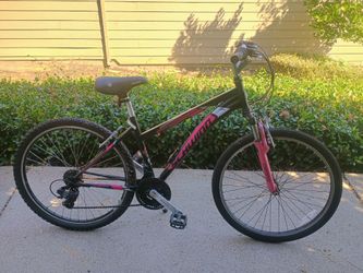 Schwinn Sidewinder Mountain Bike