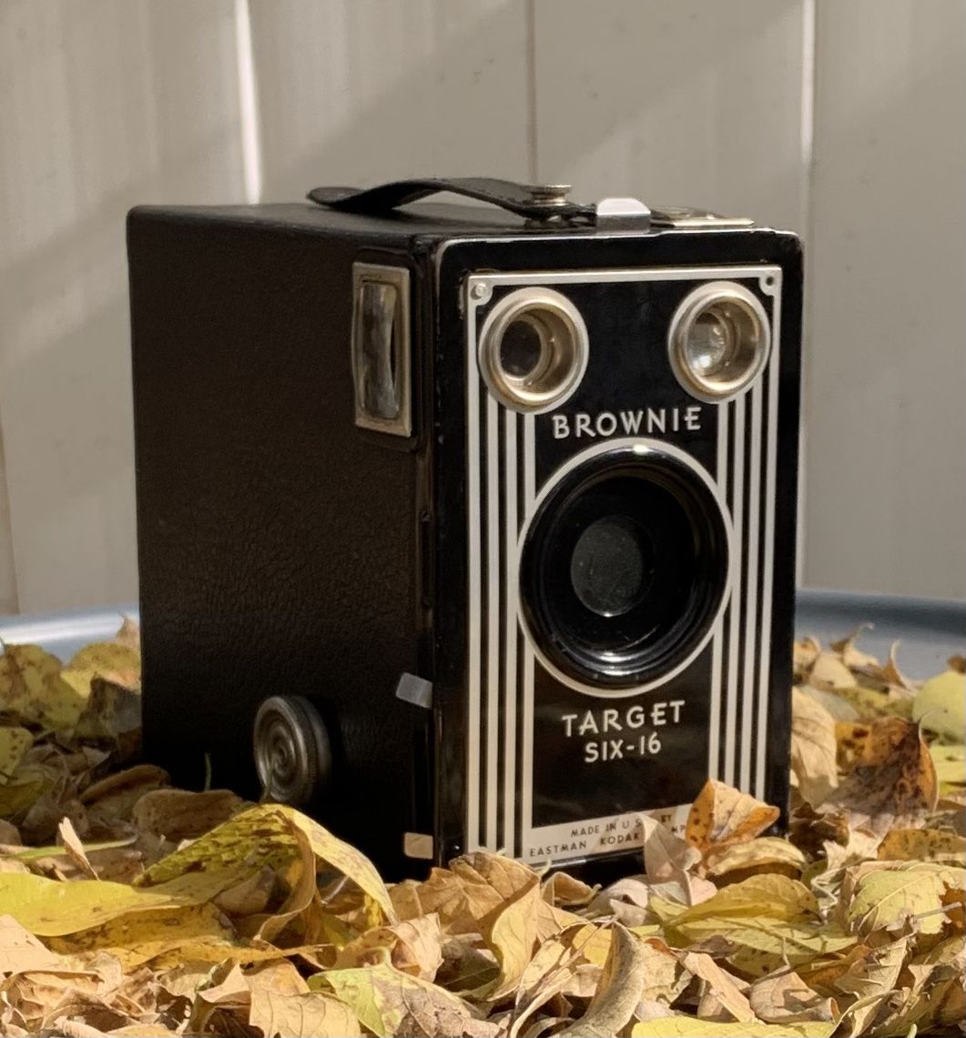 Kodak Brownie Target Six-16 Vintage Camera 