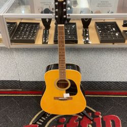 Rogue Dreadnought Acoustic Guitar 