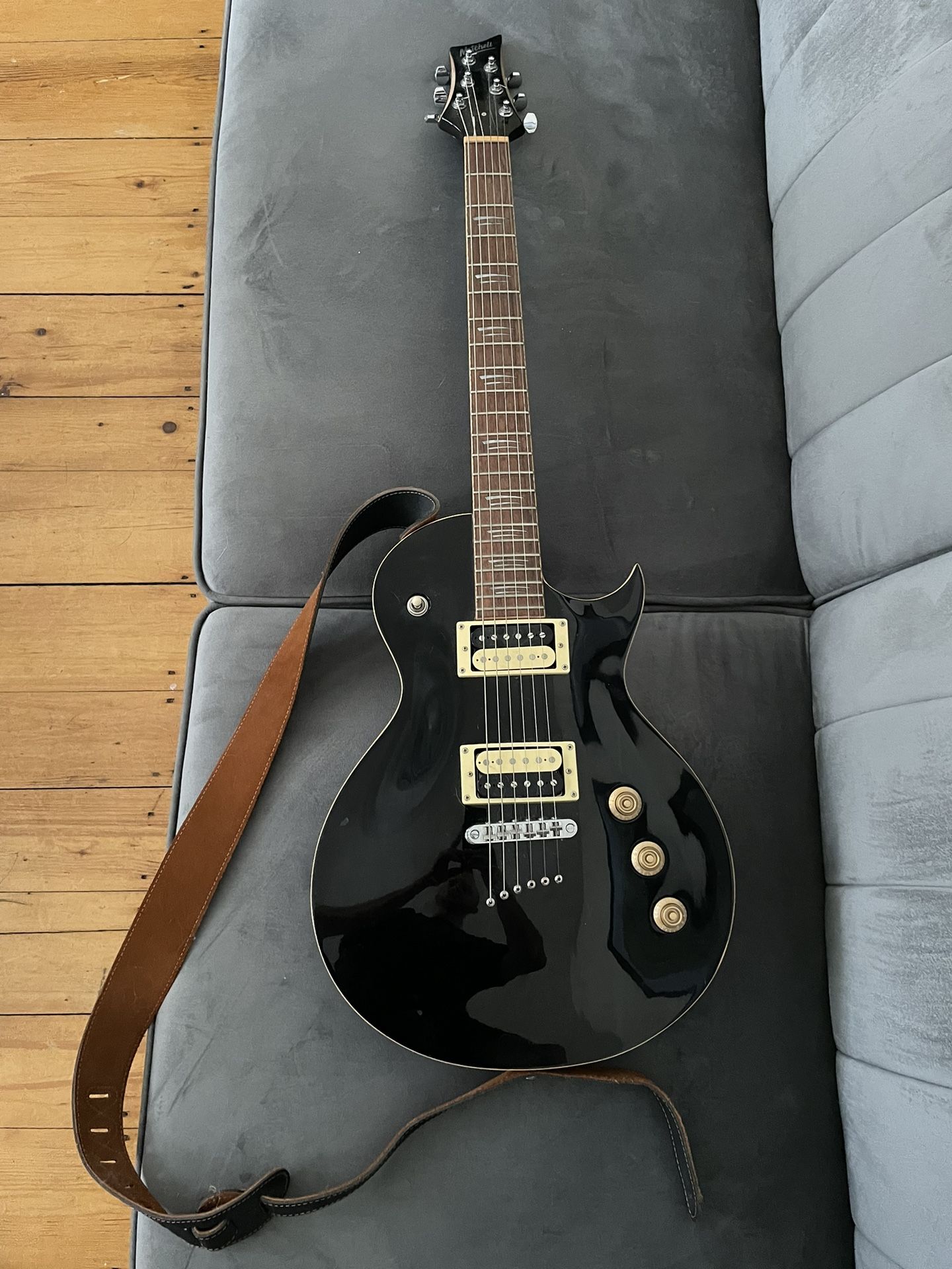 Mitchell MS450 Electric Guitar