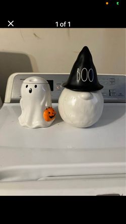 Halloween house decor
