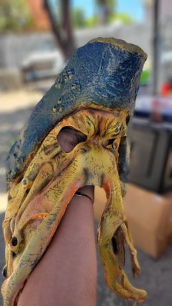 PIRATES OF THE CARIBBEAN MASK