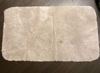 Beige Fluffy Bath Floor Mat