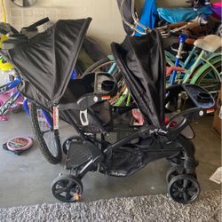 Stroller 