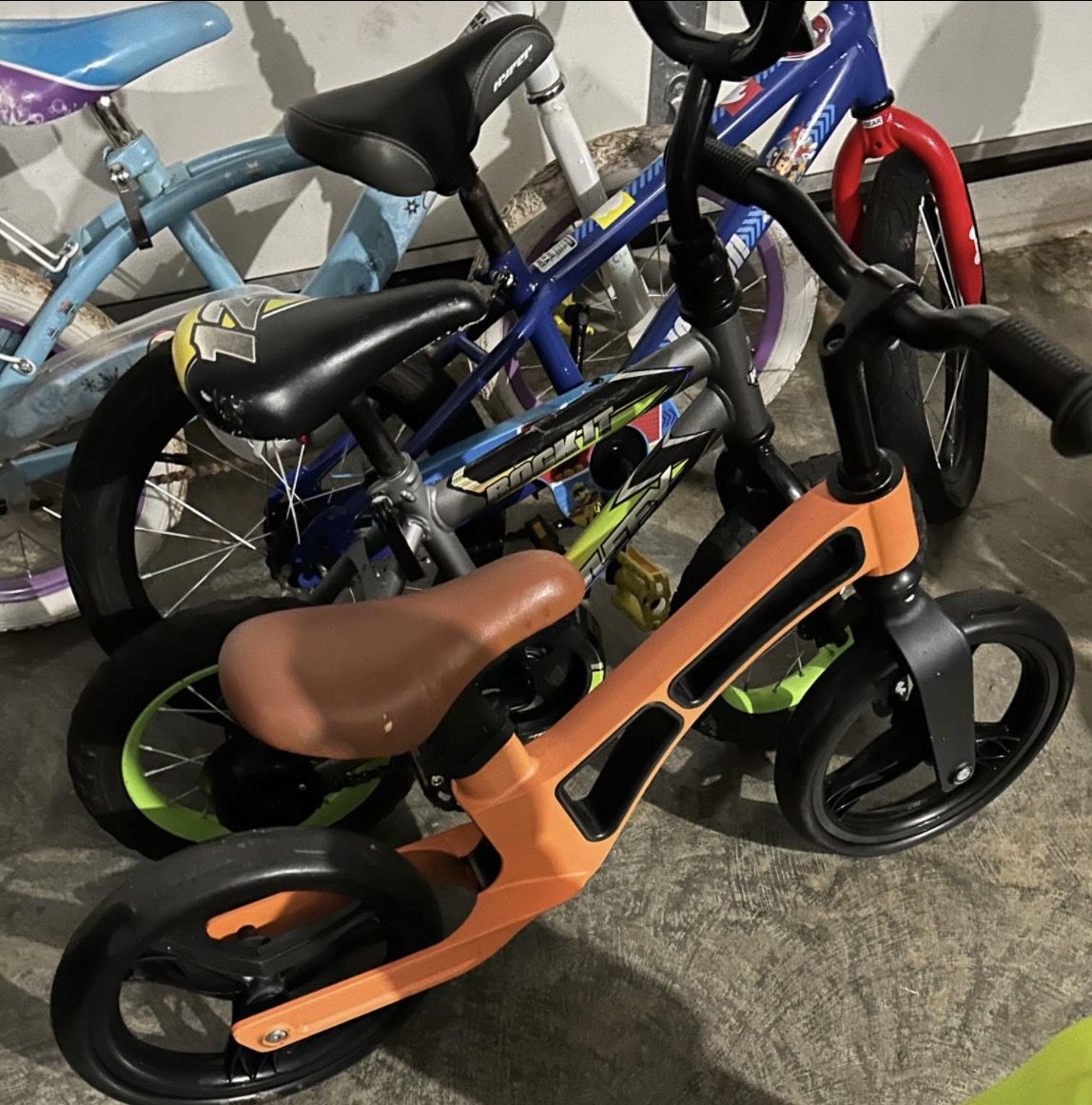 Kids BIKES