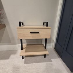 Side Table / End Table