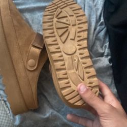 Ugg Clog Women’s 
